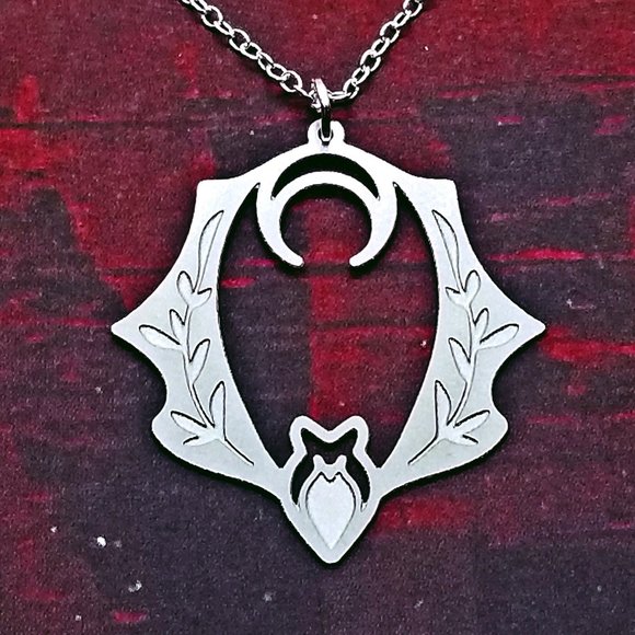 Baroque Vintage Jewelry - Art Nouveau Lunar Bat Silver Necklace